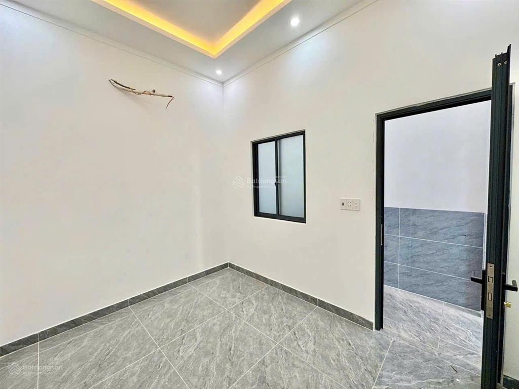 Bán nhà sổ hồng riêng thổ cư hoàn công ngay vòng xoay cổng 11 biên hòa