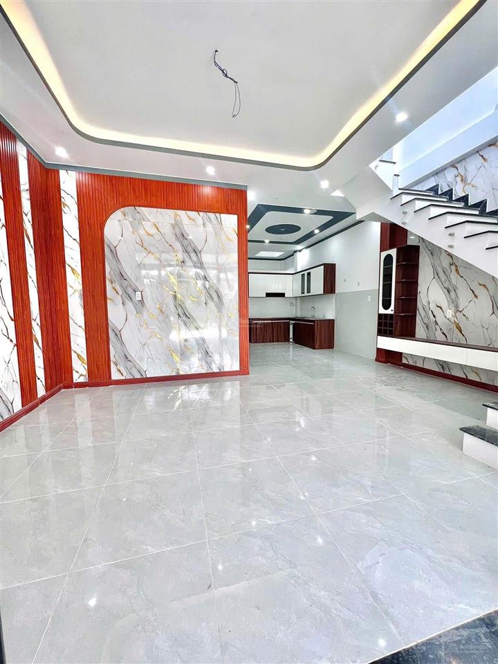 Bán nhà ngang 6 mét, mặt tiền kinh doanh sổ riêng thổ cư  750tr nhận nhà ngay