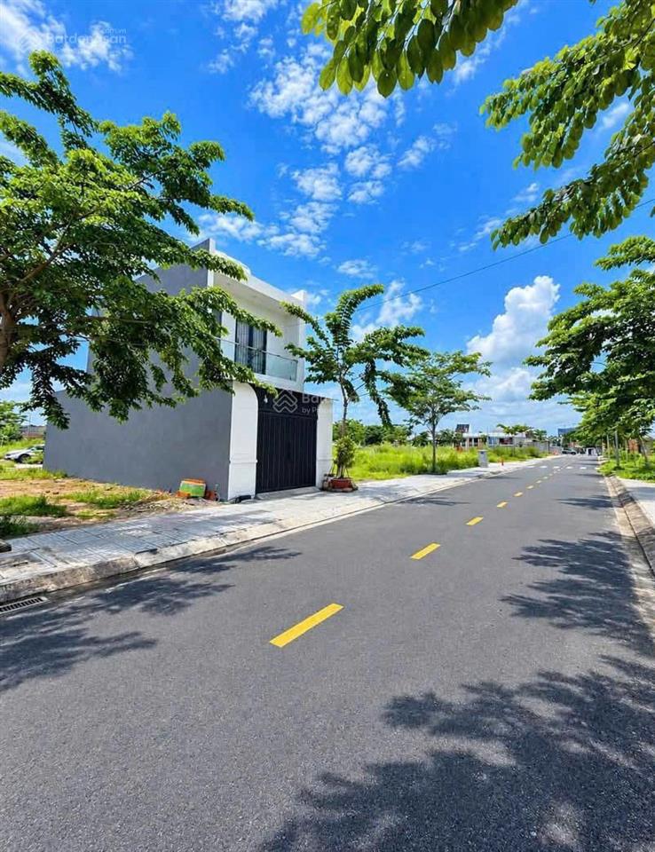 Bán đất nền 107m2 cực đẹp  mặt tiền hương lộ 15  khu dân cư trung tâm phường tân triều