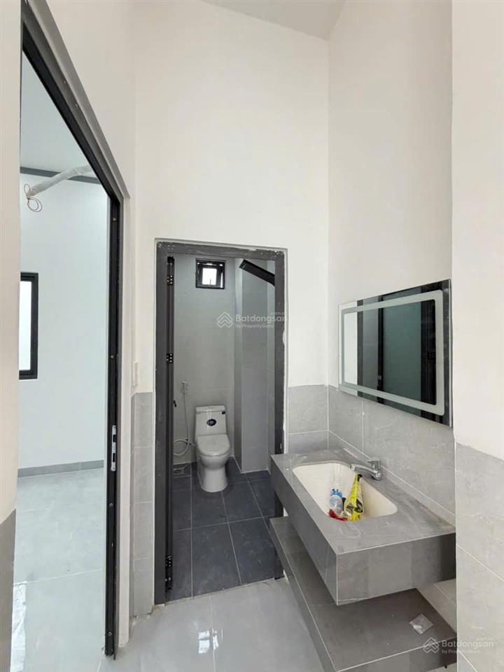 Bán nhà sát đường đồng khởi  gần chợ thạnh phú  thanh toán 550tr nhận nhà