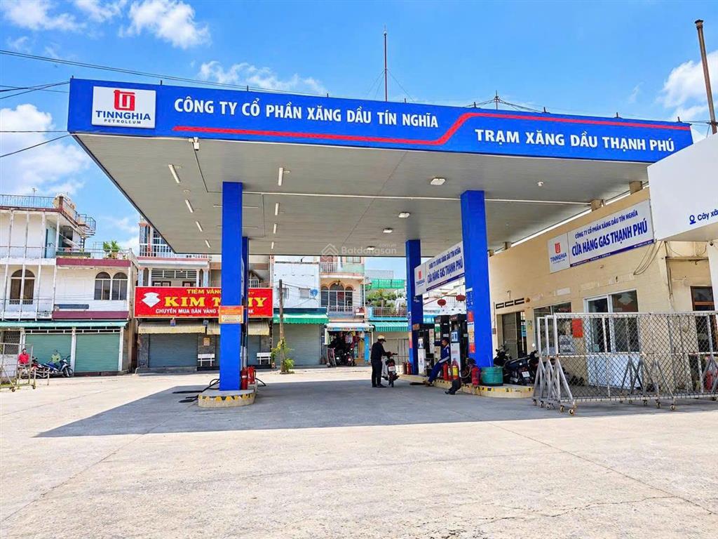 Chính chủ bán gấp lô đất 142m2 mặt tiền đường hương lộ 15 ngay cây xăng thạnh phú