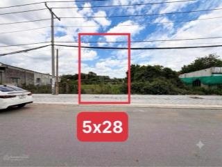 Chính chủ bán gấp lô đất 142m2 mặt tiền đường hương lộ 15 ngay cây xăng thạnh phú
