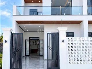 Bán căn nhà ngang 7 dài 15  ngay gần bờ kè bửu long, 700tr nhận nhà