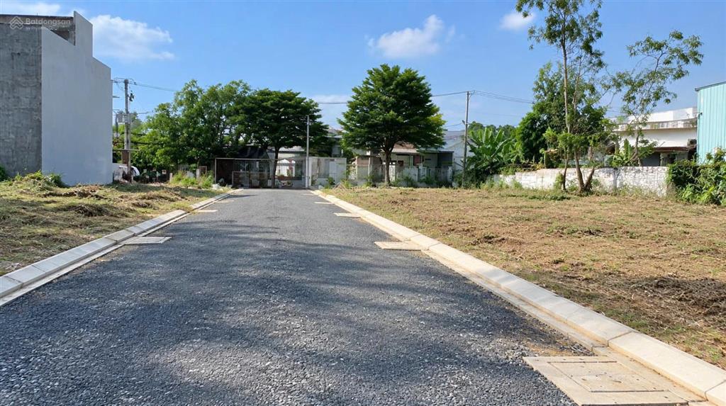 Bán đất khu phố 3 trảng dài  ngay cây xăng đức hưng  sổ riêng thổ cư chỉ 1,85 tỷ
