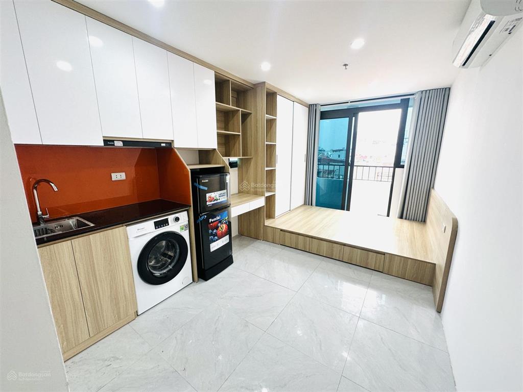 (cực hiếm) bán nhà dòng tiền phố nguyễn văn cừ 1,6 tỷ/năm  120m2