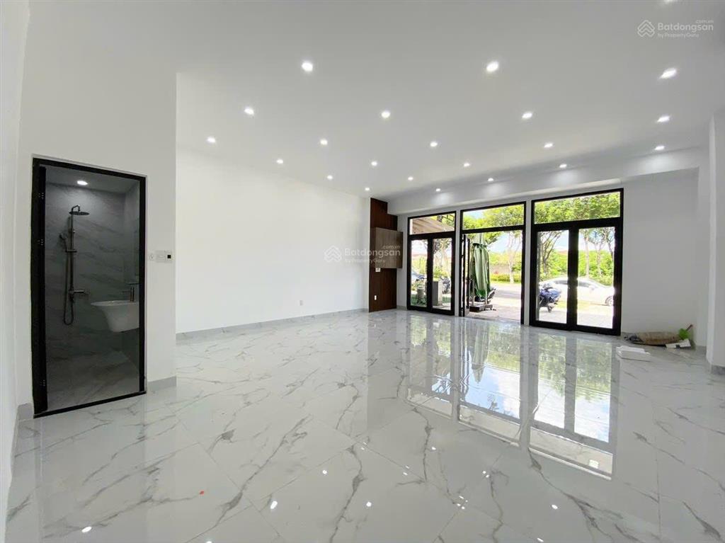 Bán shophouse mt nguyễn sinh sắc 4 tầng đã có sổ đỏ cá nhân. ngay biển, gần siêu thị mega market