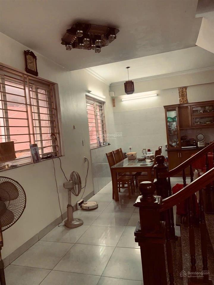 Bán nhà chính chủ 90m2 tại ngõ 122 vĩnh tuy  sổ đỏ chính chủ