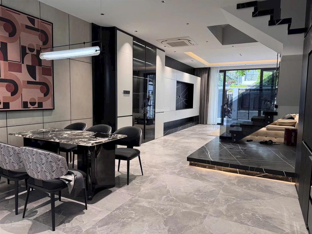 Bán nhà đẹp mới xây nội thất cao cấp, gói 7 mỹ gia an khánh  chỉ 8,3 tỷ!
