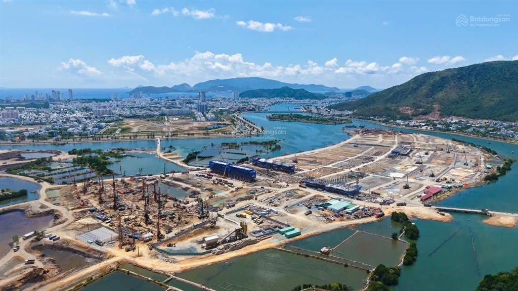 Căn góc 2 phòng ngủ  charmora city nha trang  chỉ 3tỷ6