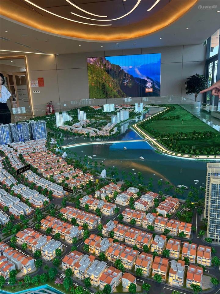Căn liền kề 3 tầng trục chính d6 dự án charmora city sun nha trang