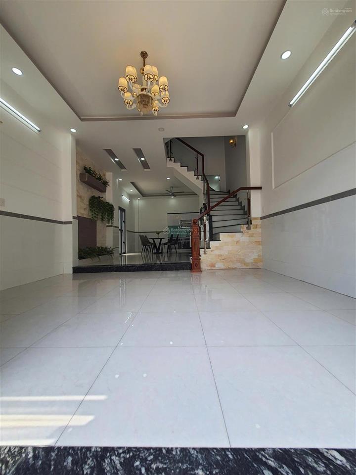 Siêu vip nhà 2 mặt tiền đường 11, p. trường thọ, thủ đức. dòng tiền 40tr/tháng.