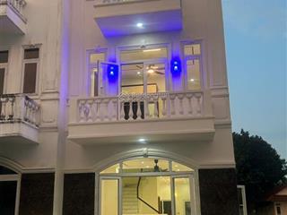 Bán nhà phố khu biệt thự ven sông chánh mỹ, phường thủ dầu một, hcm (5x21m) 3 tầng full nthhmg 1%