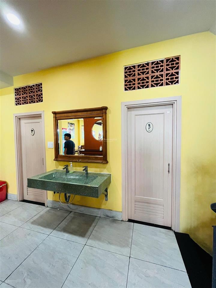 Cho thuê dài hạn mt đường độc lập (8x20m) 3 tầng mới, sạch sẽ, mới xây đẹp