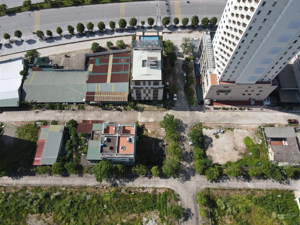 Bán đất 150m2 sau toyota tuần châu, giá 43tr/m2