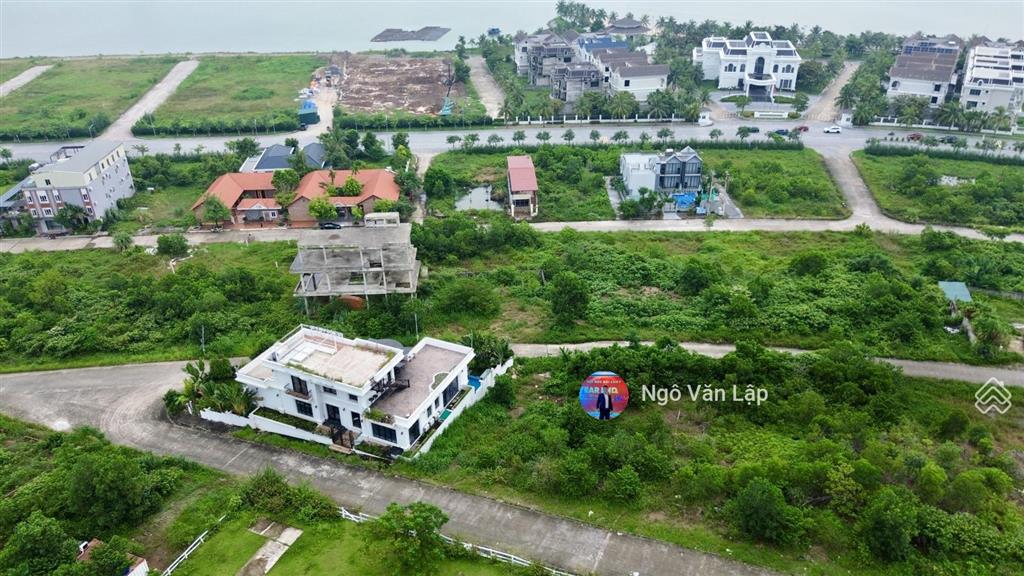Bán lô góc biệt thự đồi tuần châu 559m2 view biển hướng đông nam, giá 31tr/m2