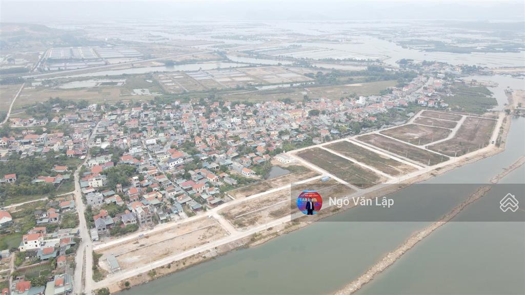 Bán đất 100m2 đối diện vin hạ long xanh, giá 35tr/m2, đối diện 85 tòa chung cư vin