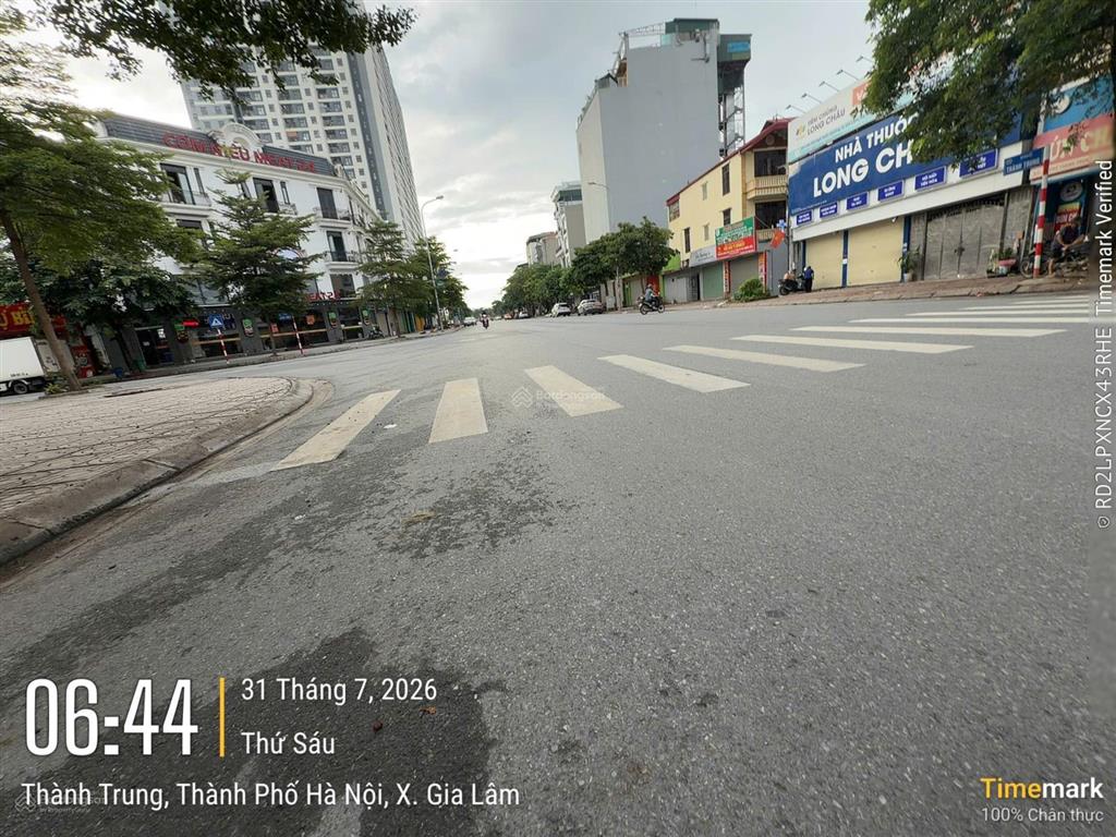 Bán nhanh tòa nhà 7 tầng có tầng hầm + thang máy 88,9 m2, phố thành trung, xã gia lâm, hà nội