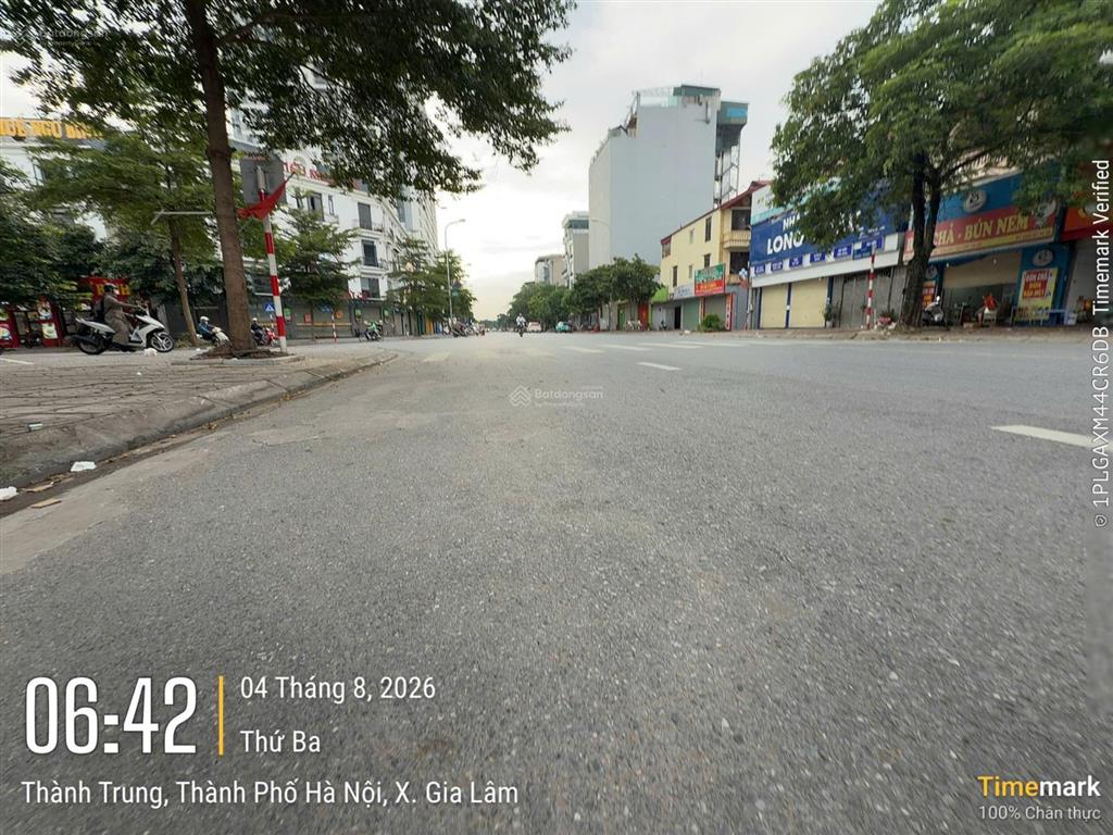 Cho thuê căn shophouse sông hồng 90m2, phố thành trung, xã gia lâm (thị trấn trâu quỳ cũ), hà nội