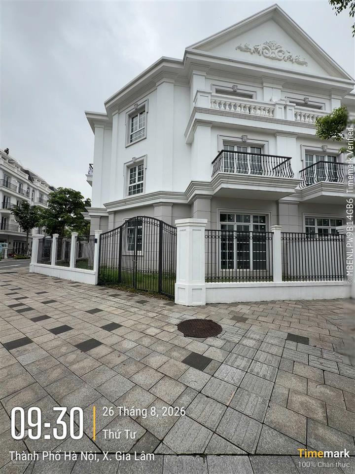 Cho thuê căn biệt thự góc 200m2, khu phố thành trung, xã gia lâm (thị trấn trâu quỳ cũ), hà nội