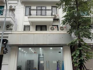 Cho thuê căn shophouse hoàn thiện 90m2, khu phố thuận an, xã gia lâm (thị trấn trâu quỳ cũ),hà nội