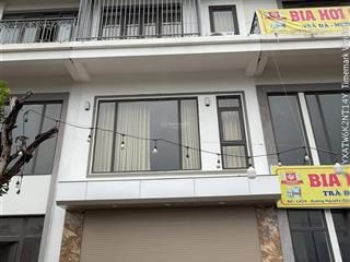 Cho thuê tầng (1+2) căn shophouse 68m2, nguyễn mậu tài, xã gia lâm (thị trấn trâu quỳ cũ), hà nội.