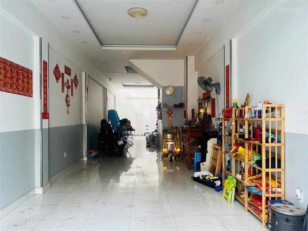 Bán nhà tô hiệu q.tân phú diện tích 4*19 giá bán 12.5tỷ đối diện công viên hẻm 7m 4tầng sân thượng