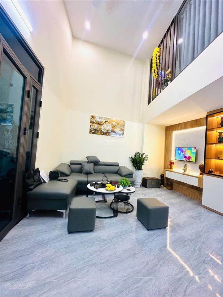 Chính chủ bán nhanh nhà đẹp 3t 62m2 mới, full đồ, ngõ to. rất phù hợp ở và đầu tư. không quy hoạch