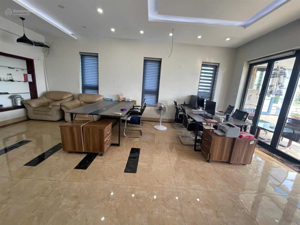 Chính chủ cho thuê tầng 8 số nhà 41 cộng 43 ngõ 119 phố hồ đắc di phường kim liên hà nội để làm vp