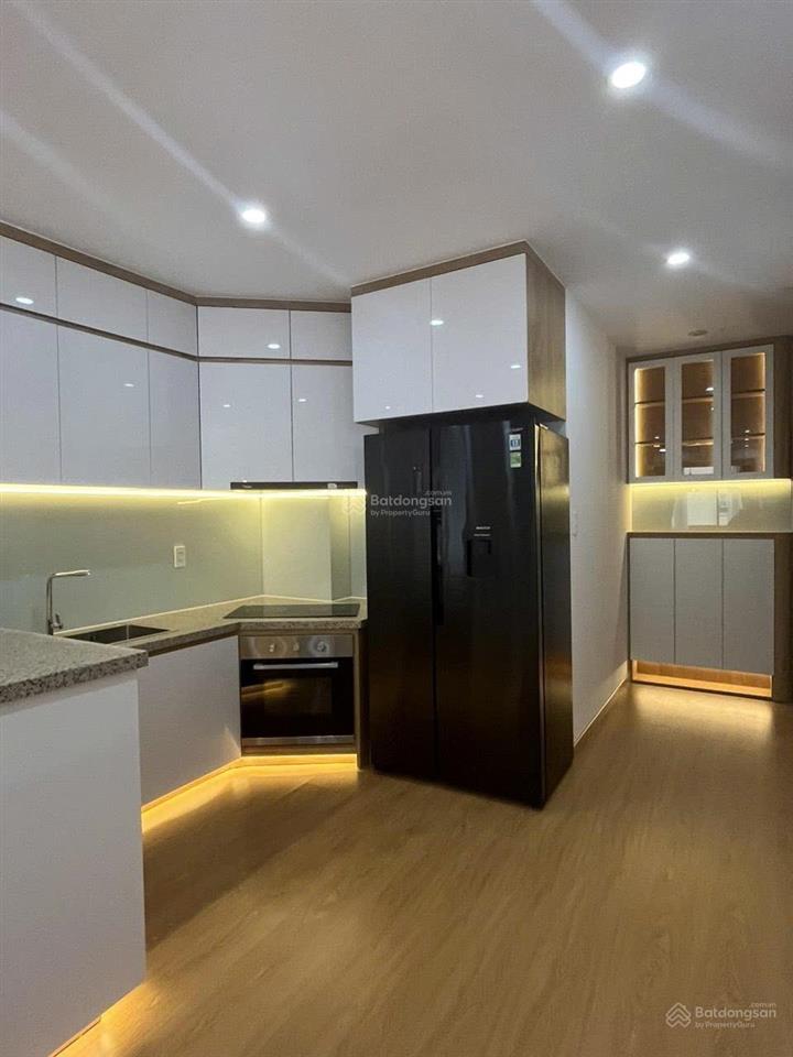 Chính chủ bán gấp căn hộ sky garden 2, phú mỹ hưng q7 giá chỉ 6,25tỷ có hợp đồng thuê 27 triệu/th