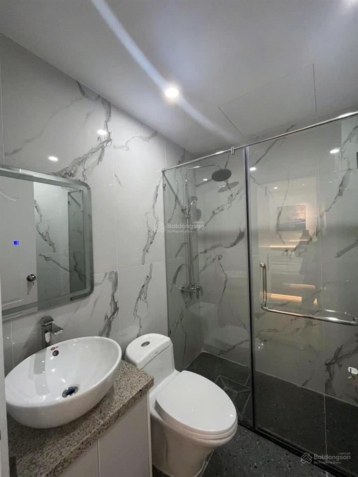Chính chủ bán gấp căn hộ sky garden 2, phú mỹ hưng q7 giá chỉ 6,25tỷ có hợp đồng thuê 27 triệu/th