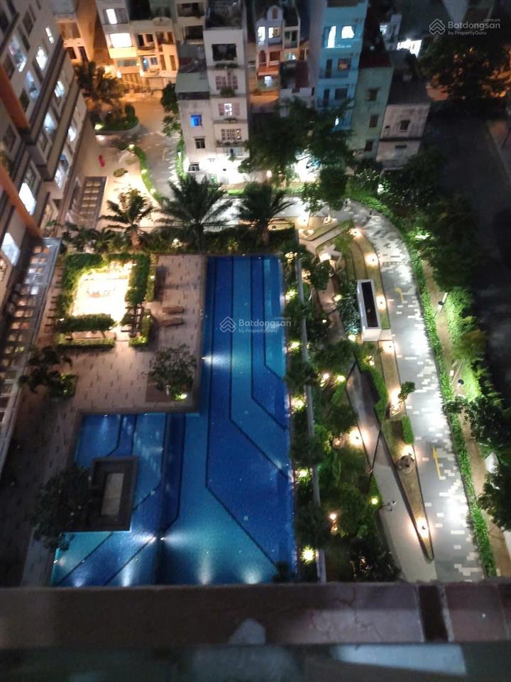 Bán căn hộ 2 pn wilton68m2, lầu cao, view hồ bơi, nội ô, landmark 81 tầng. sổ hồng chính chủ