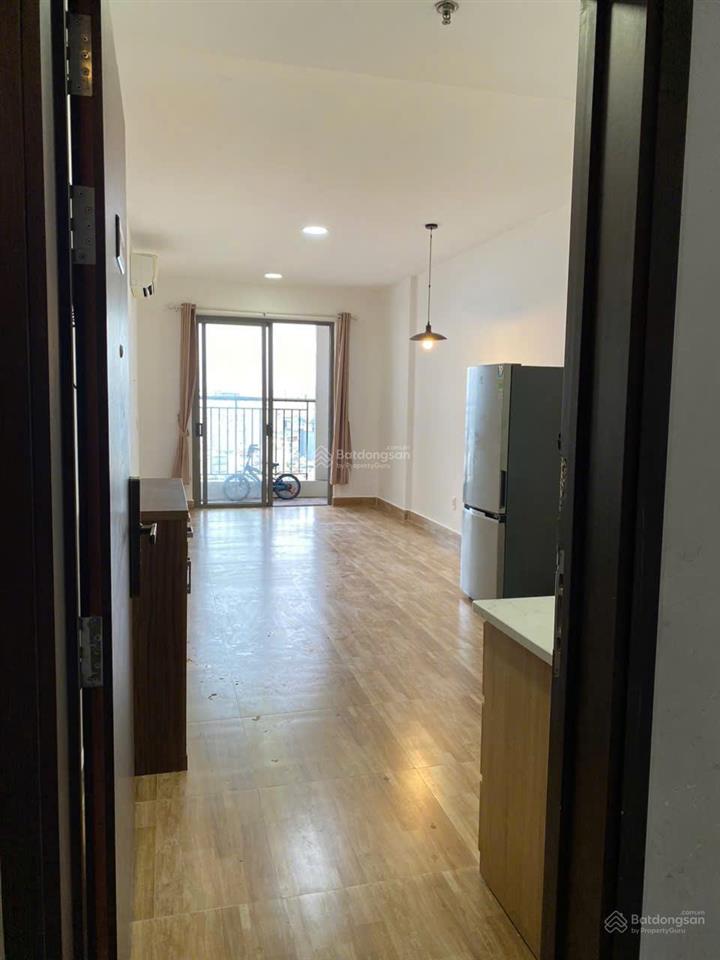 Bán căn hộ 2 pn wilton68m2, lầu cao, view hồ bơi, nội ô, landmark 81 tầng. sổ hồng chính chủ