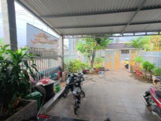 Cho thuê nhà nguyên căn mặt tiền long khánh dtsd 355m2. ở kết hợp kinh doanh