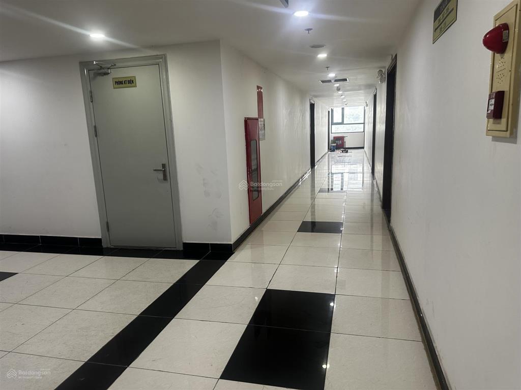 Bán cc đại kim, phố trần hòa, căn góc, 123m², 4pn  2vs  view đẹp 3 mặt thoáng, có sân chơi.