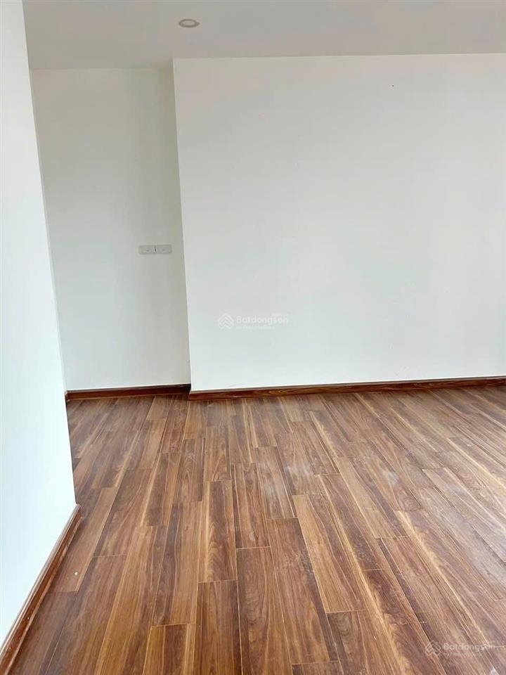 Bán cc đại kim, phố trần hòa, căn góc, 123m², 4pn  2vs  view đẹp 3 mặt thoáng, có sân chơi.