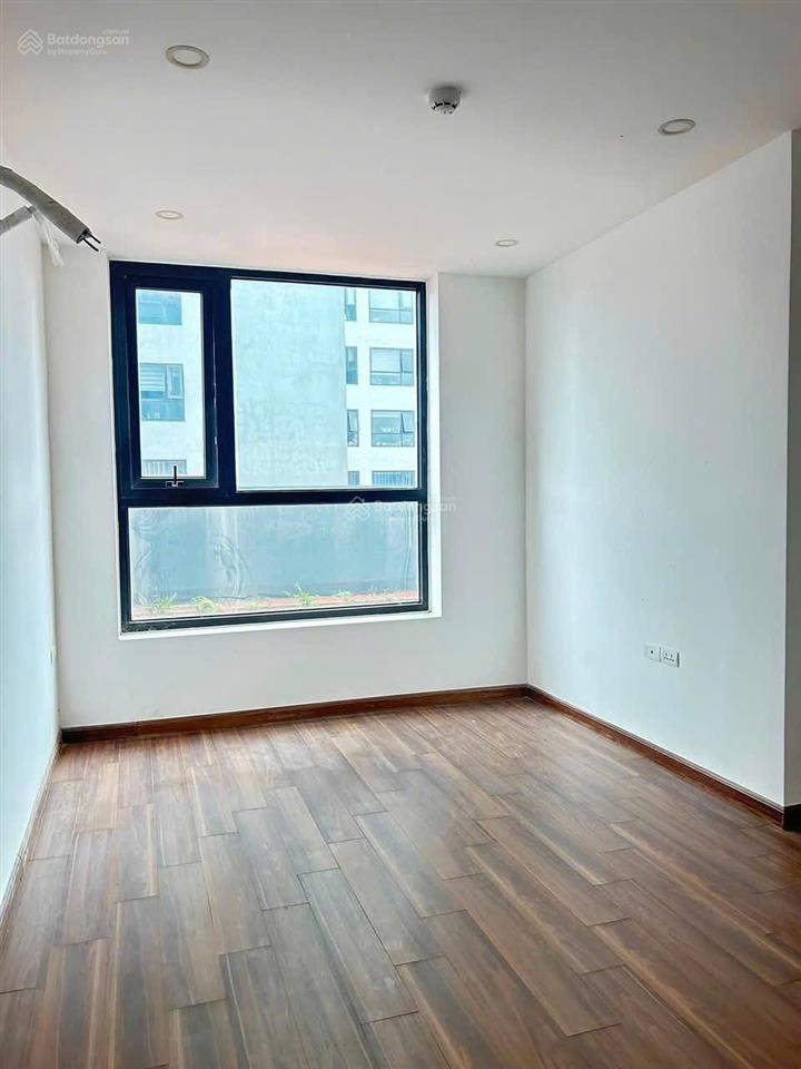 Bán cc đại kim, phố trần hòa, căn góc, 123m², 4pn  2vs  view đẹp 3 mặt thoáng, có sân chơi.