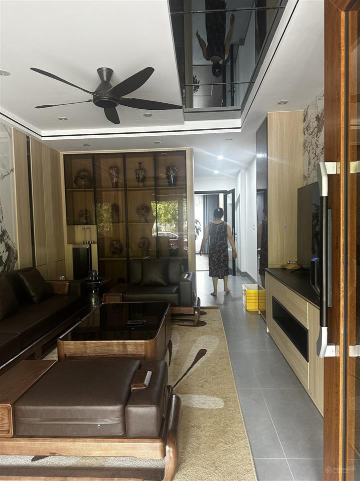 Nhà liền kề khu b, geleximco, 4 tầng  60 m2, 5pn, nhà 2 mặt thoáng vĩnh viễn, full nội thất, 20ty
