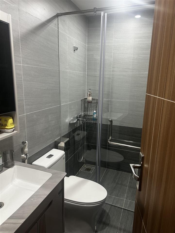 Nhà liền kề khu b, geleximco, 4 tầng  60 m2, 5pn, nhà 2 mặt thoáng vĩnh viễn, full nội thất, 20ty