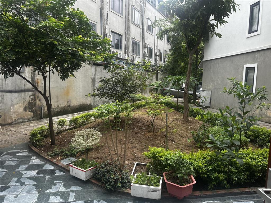 Nhà liền kề khu b, geleximco, 4 tầng  60 m2, 5pn, nhà 2 mặt thoáng vĩnh viễn, full nội thất, 20ty