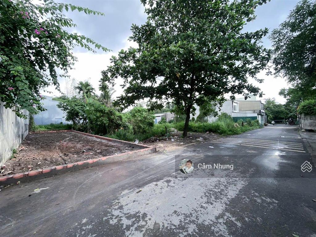 Lô cuối vp38a có dt 98m2, sổ hồng riêng, đg oto nhựa 5m, giá 5tỷ2,  0908 002 ***