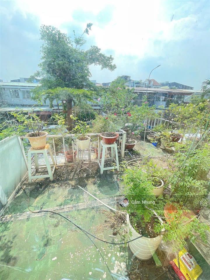 Bán nhà phố liền kề (nhà trống), mặt tiền đường 6m, dt 75m², giá 4 tỷ 5 (tl),  0908 002 ***
