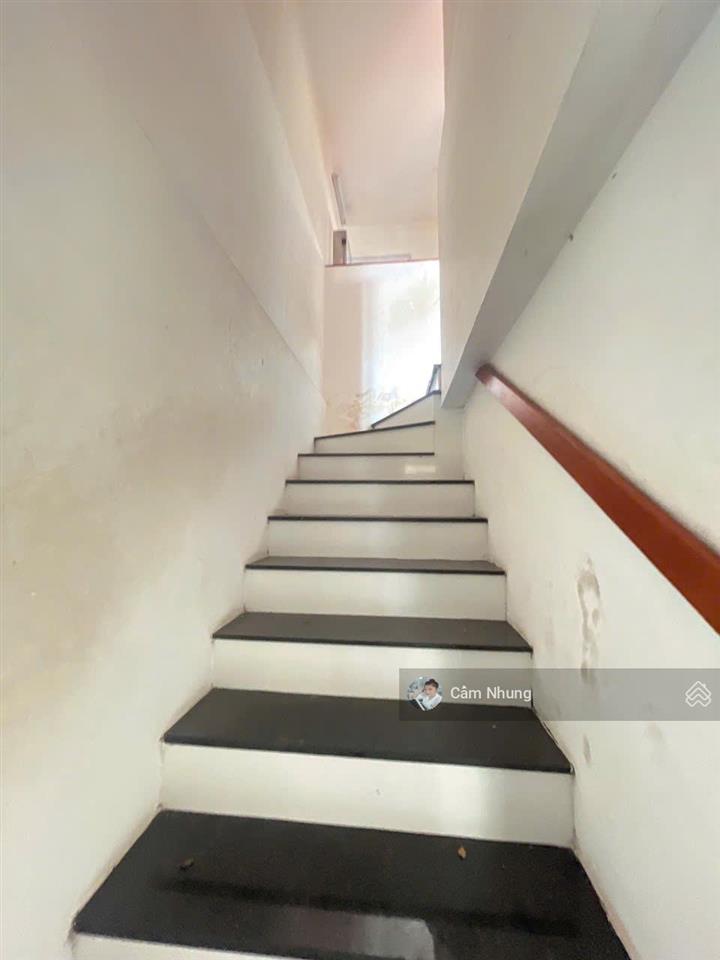 Bán nhà phố liền kề (nhà trống), mặt tiền đường 6m, dt 75m², giá 4 tỷ 5 (tl),  0908 002 ***