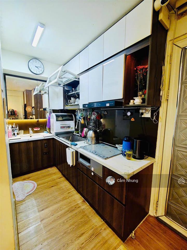 Bán ngay căn góc tầng 2 bên b4  cc ehome4  dt 41m²  giá 1tỷ280,  0908 002 *** gặp nhung