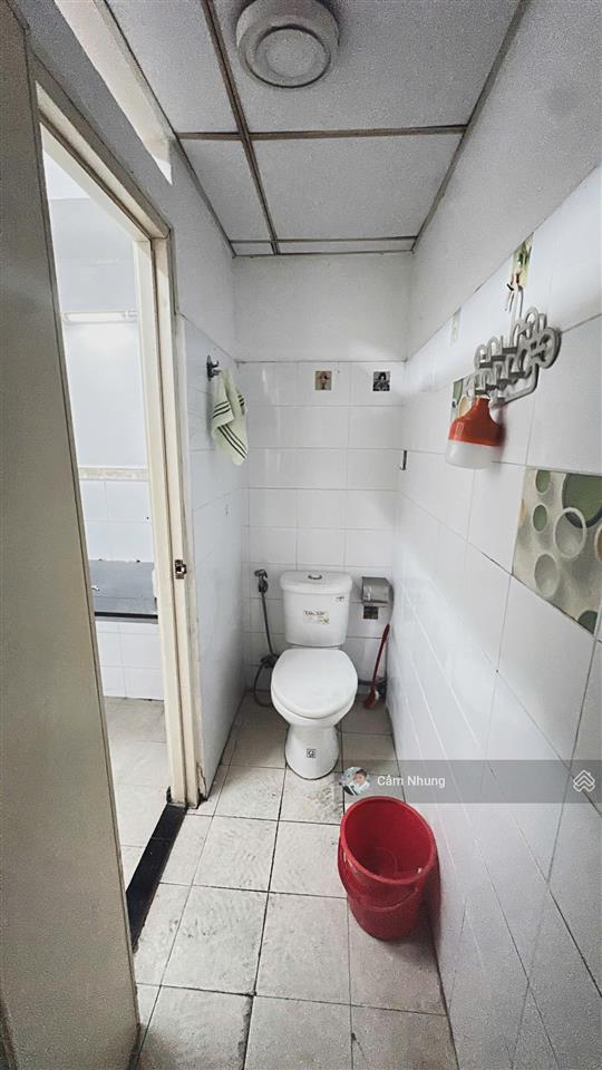 Cho thuê căn hộ có nội thất  block c2 tầng 3, giá 4tr/1tháng,  0908 002 ***