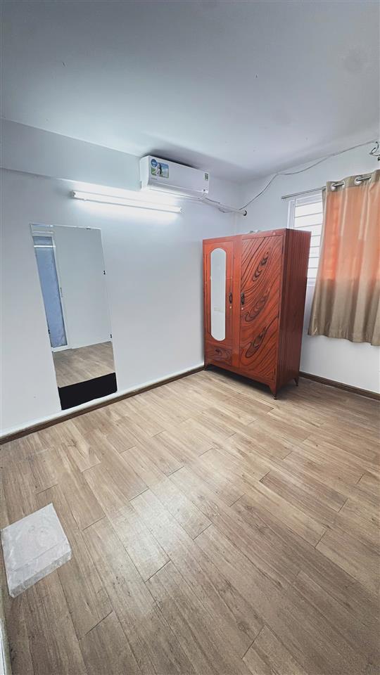 Cho thuê căn hộ có nội thất  block c2 tầng 3, giá 4tr/1tháng,  0908 002 ***