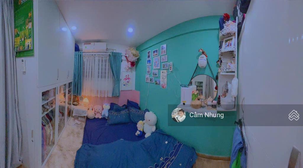 Bán ngay khu b4 tầng 1 block trung tâm chợ, giá 1 tỷ 180,  0908 002 *** gặp nhung