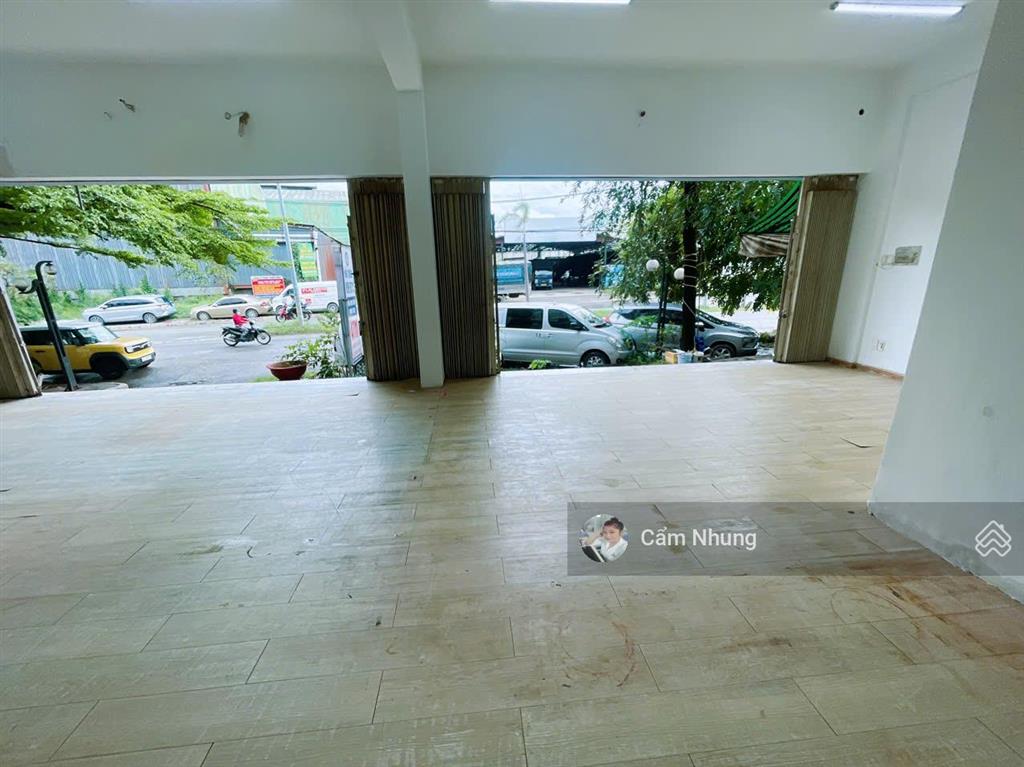 Bán shophouse ehome 4 mặt tiền đường vp41, dt 71m2, giá 3 tỷ 1,  0908 002 *** gặp nhung