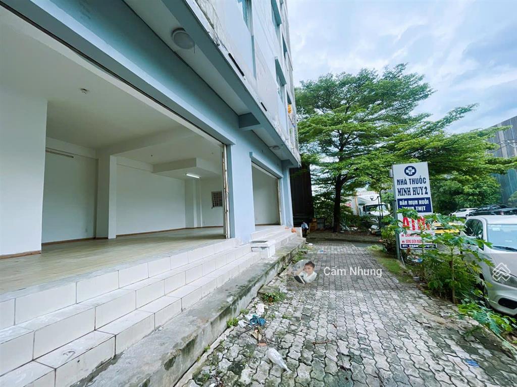 Bán shophouse ehome 4 mặt tiền đường vp41, dt 71m2, giá 3 tỷ 1,  0908 002 *** gặp nhung