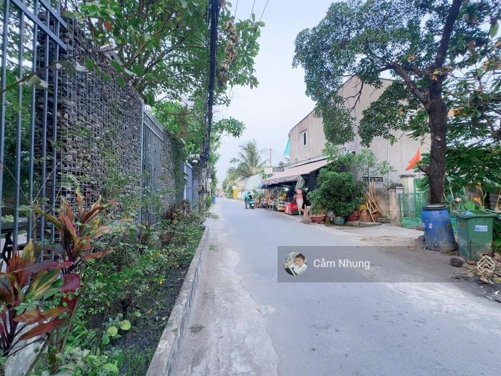 Vĩnh phú 27  bán căn nhà cấp 4 và 4 phòng trọ phía sau, dt 354m2, giá 8tỷ6,  0908 002 ***
