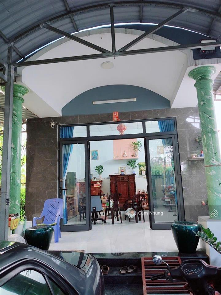 Vĩnh phú 27  bán căn nhà cấp 4 và 4 phòng trọ phía sau, dt 354m2, giá 8tỷ6,  0908 002 ***